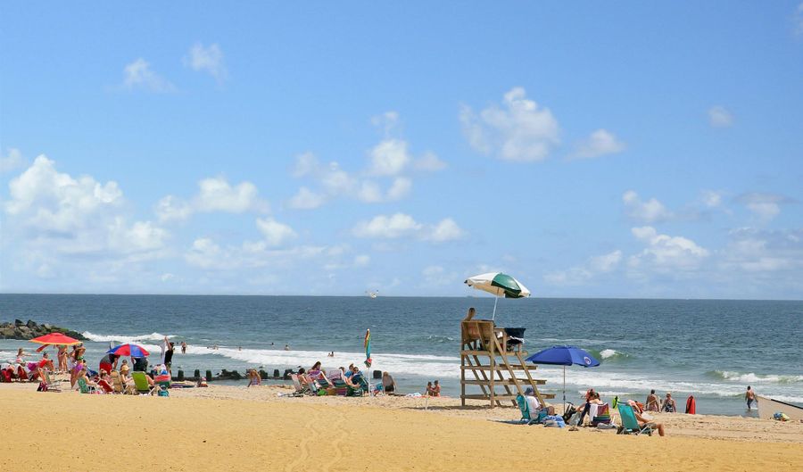 512 Main Ave #3, Bay Head, NJ 08742 - 1 Beds, 1 Bath