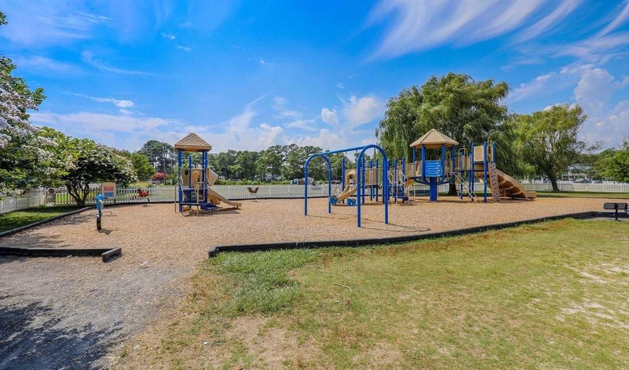 31703 HICKORY MANOR Rd, Frankford, DE 19945 - 2 Beds, 1 Bath