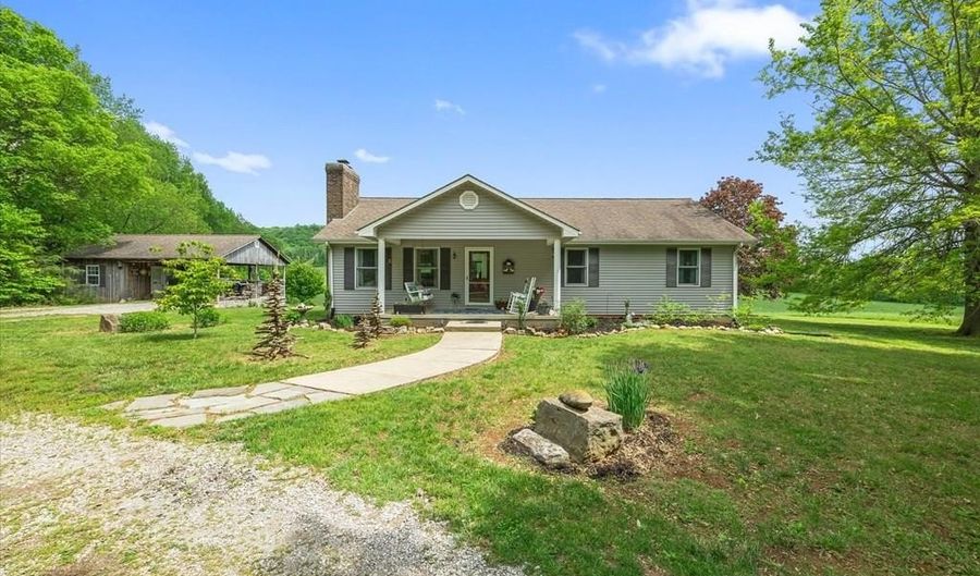 2430 Burkesville Rd, Albany, KY 42602 - 3 Beds, 3 Bath