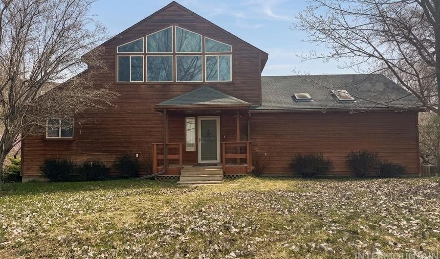 4454 N 1325 E, Buhl, ID 83316 - 3 Beds, 3 Bath