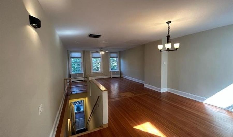 105 E WEST St B, Baltimore, MD 21230 - 3 Beds, 2 Bath