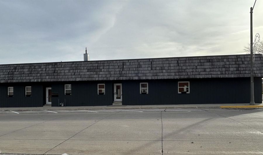 4 E Call St, Algona, IA 50511 - 0 Beds, 0 Bath