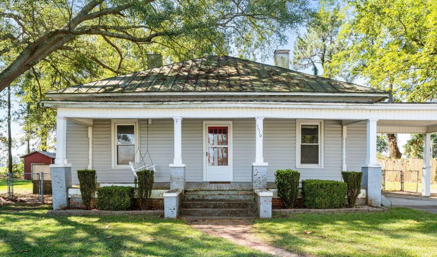 1610 Nc-102 E, Ayden, NC 28513 - 4 Beds, 2 Bath