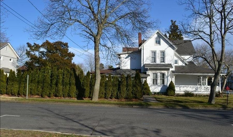 418 Fifth Ave, Belmar, NJ 07719 - 3 Beds, 2 Bath