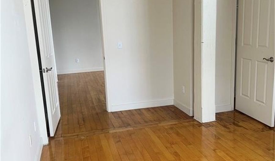 20 Newman Ave 1-1112, East Providence, RI 02916 - 2 Beds, 1 Bath