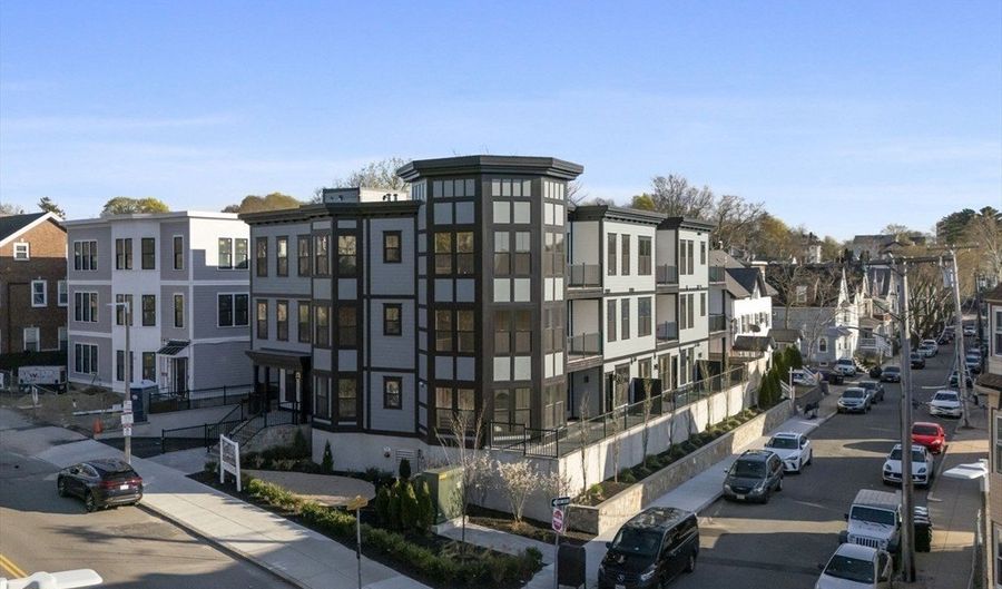 230 Washington St 1, Boston, MA 02135 - 3 Beds, 2 Bath