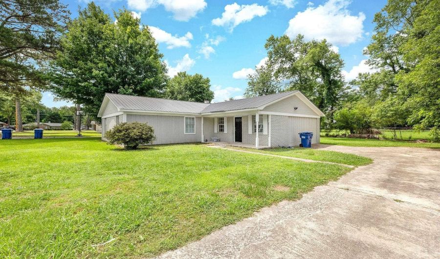 506 Kimberly St, Albertville, AL 35950 - 4 Beds, 2 Bath