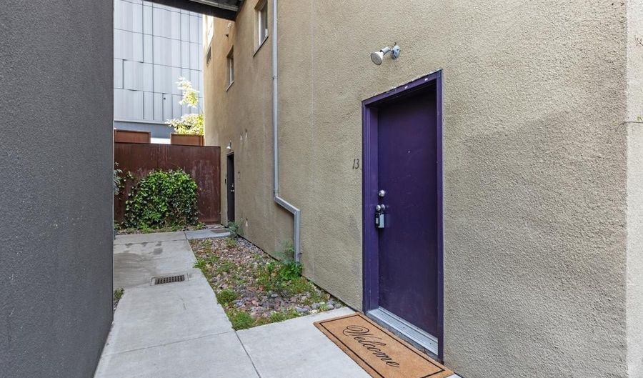 908 G St 13, San Diego, CA 92101 - 1 Beds, 1 Bath