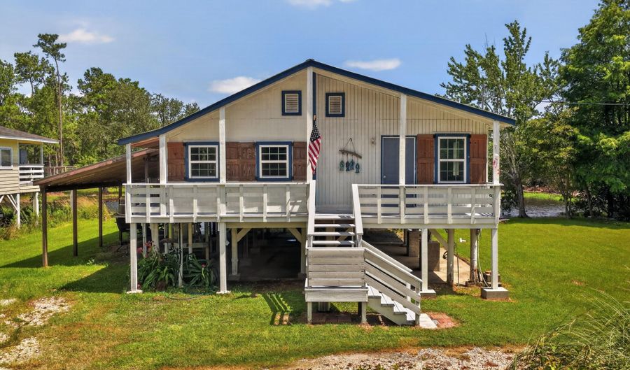 5030 Hawk St, Bay St. Louis, MS 39520 - 3 Beds, 2 Bath