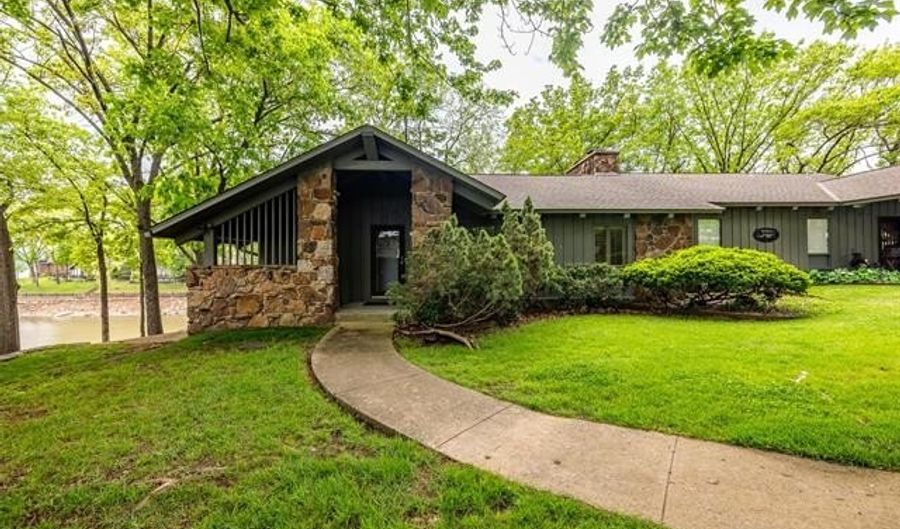 57450 E Hwy 125 537, Afton, OK 74331 - 2 Beds, 3 Bath