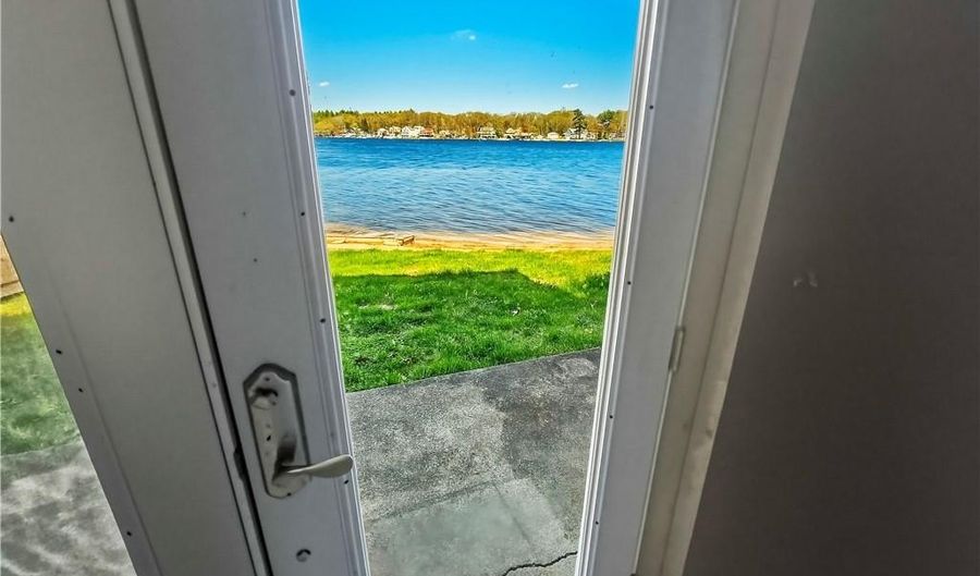 364 Camp Dixie Rd, Burrillville, RI 02859 - 2 Beds, 2 Bath
