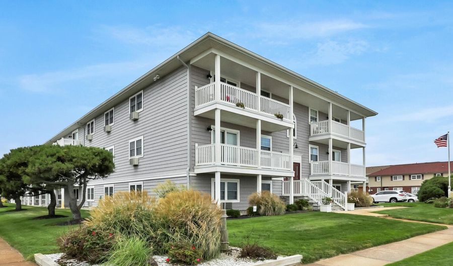 709 Ocean Ave 5, Avon By The Sea, NJ 07717 - 1 Beds, 1 Bath