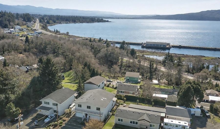5185 Main St, Bay City, OR 97107 - 3 Beds, 3 Bath