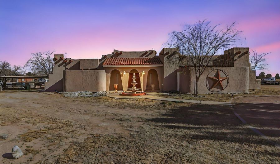 4 Cielo Escondido, Anthony, NM 88021 - 5 Beds, 5 Bath
