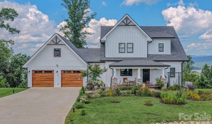 49 Arabella Ln, Arden, NC 28704 - 4 Beds, 4 Bath