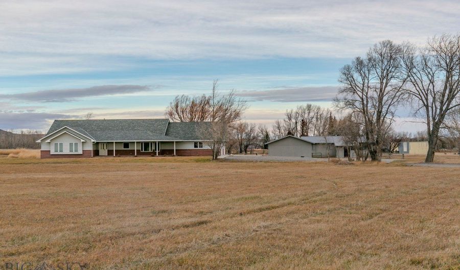 297 Big Timber Loop Rd, Big Timber, MT 59011 - 3 Beds, 3 Bath