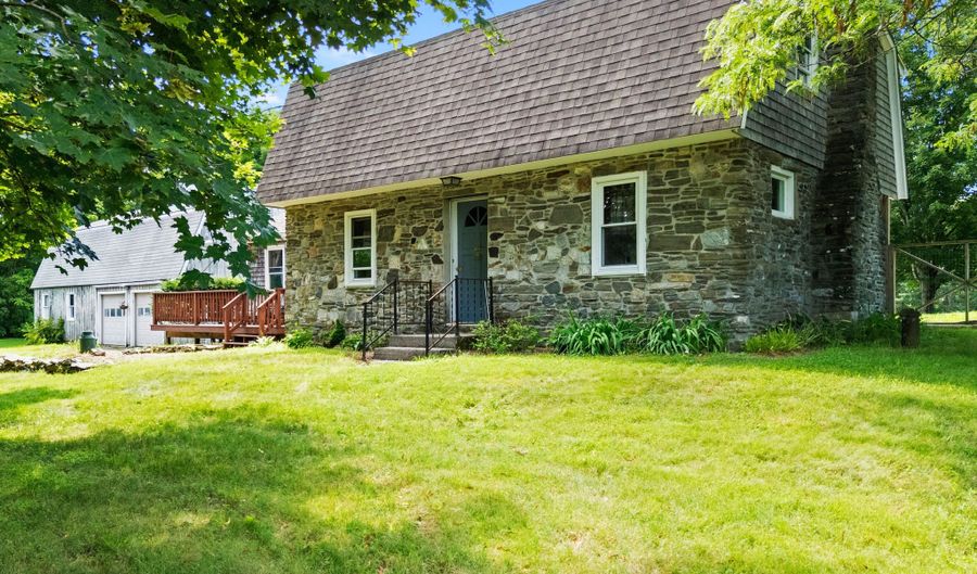 1420 Collinstown Rd, Appleton, ME 04862 - 2 Beds, 0 Bath