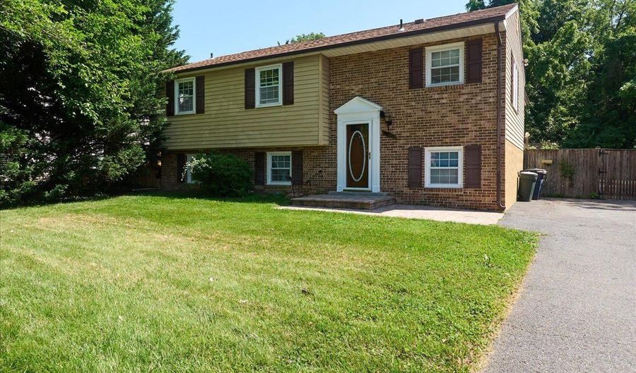 4708 SELLMAN Rd, Beltsville, MD 20705 - 5 Beds, 2 Bath