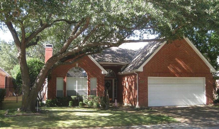 3838 Azure Ln, Addison, TX 75001 - 3 Beds, 3 Bath