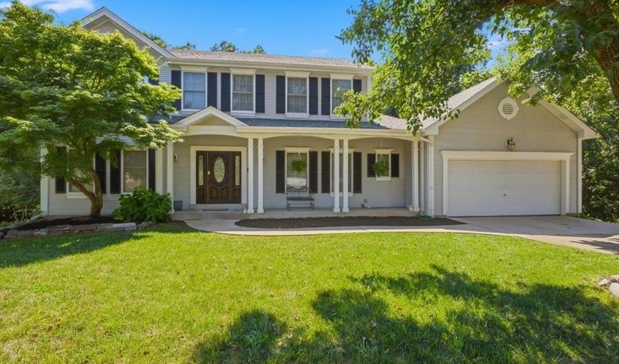 477 Redwood Forest Dr, Ballwin, MO 63021 - 4 Beds, 3 Bath