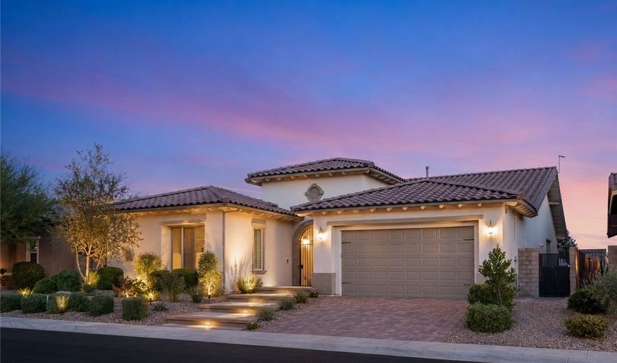 270 Besame Ct, Las Vegas, NV 89138 - 4 Beds, 4 Bath