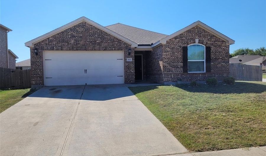 104 Ryan St, Anna, TX 75409 - 4 Beds, 2 Bath