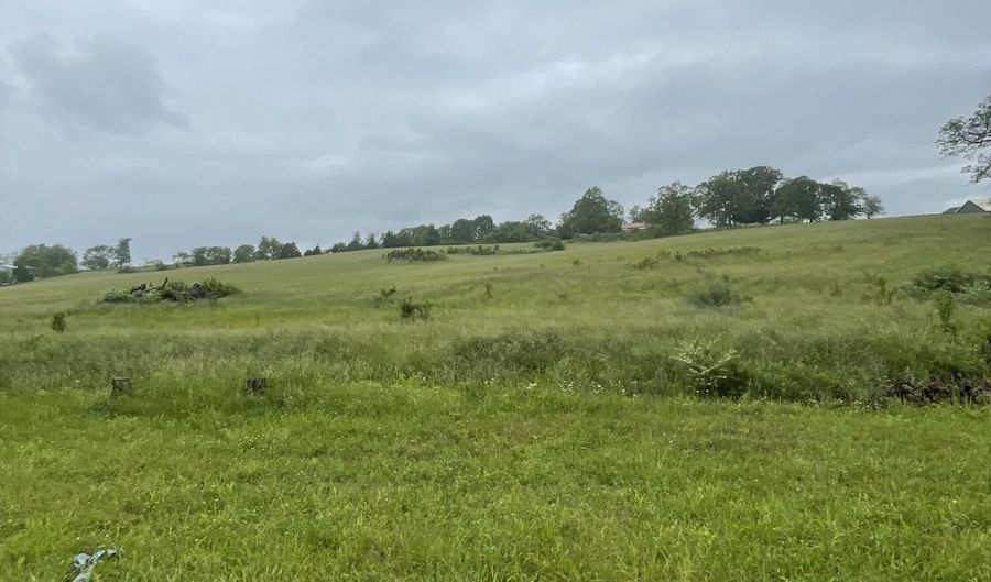 1007 S Jefferson 2, Ava, MO 65608 - 0 Beds, 0 Bath