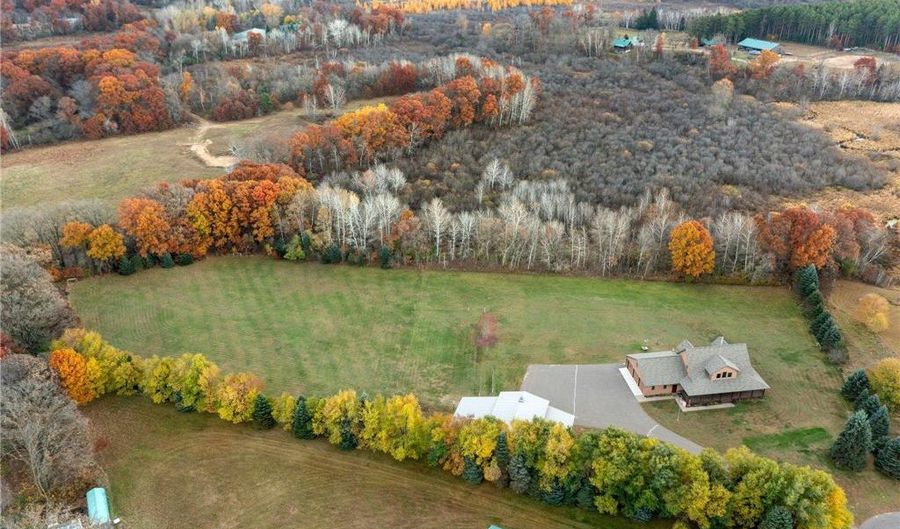 13310 308th Ave, Baldwin Twp., MN 55371 - 4 Beds, 4 Bath