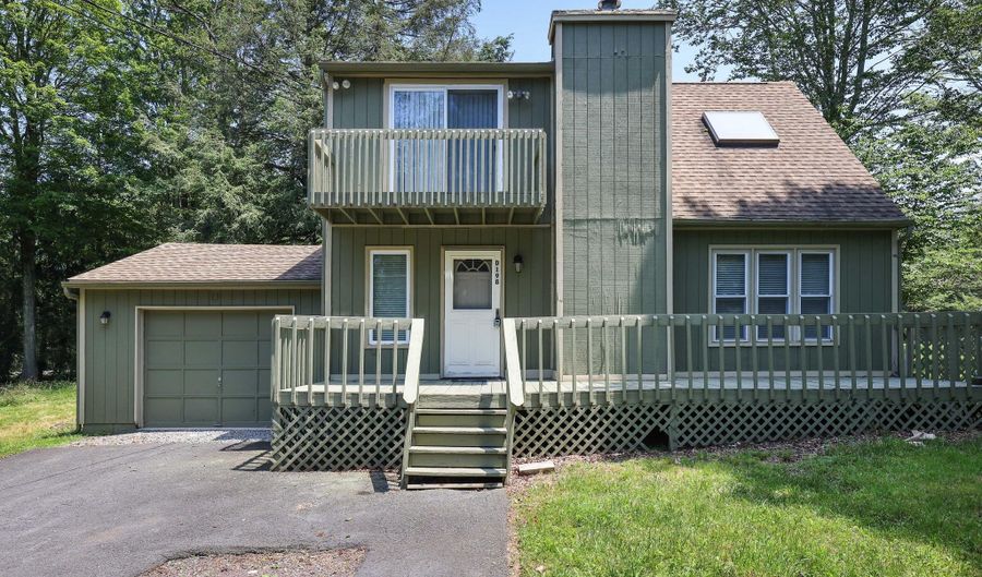 3055 Briarwood Dr, Tobyhanna, PA 18466 - 3 Beds, 2 Bath