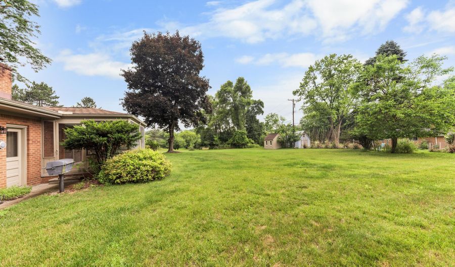 4460 Dexter-Ann Arbor Rd, Ann Arbor, MI 48103 - 3 Beds, 2 Bath