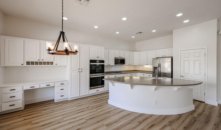 41735 N MAIDSTONE Ct, Anthem, AZ 85086 - 3 Beds, 2 Bath