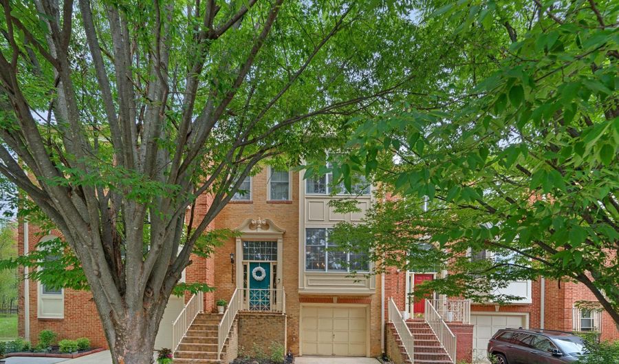 10023 STERLING Ter, Rockville, MD 20850 - 3 Beds, 4 Bath
