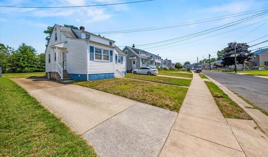 209 UNION Ave, Bellmawr, NJ 08031 - 4 Beds, 1 Bath