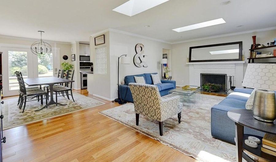 4306 8TH St S, Arlington, VA 22204 - 4 Beds, 2 Bath