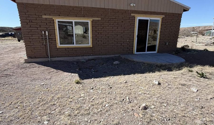 2 Seco Court Rd, Caballo, NM 87931 - 1 Beds, 0 Bath