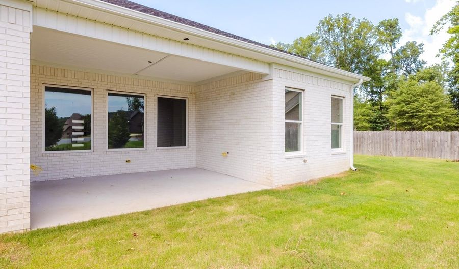 7452 Northwood Dr, Benton, AR 72019 - 4 Beds, 3 Bath