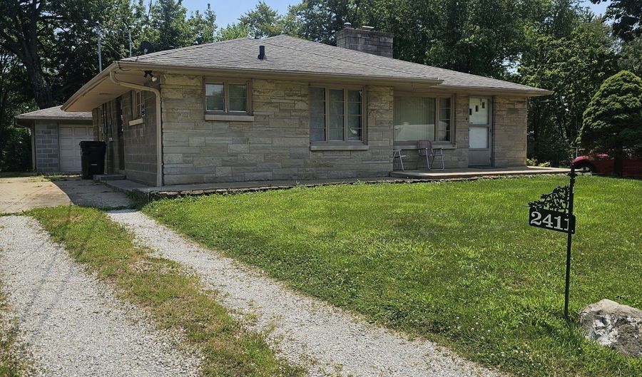 2411 E 5th St, Anderson, IN 46012 - 2 Beds, 1 Bath