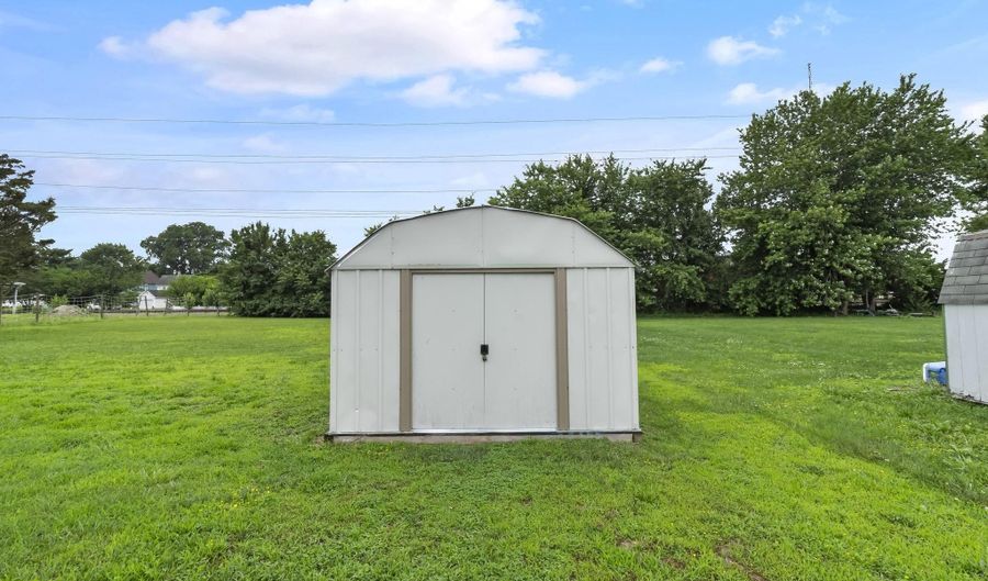 403 HARRINGTON Ave, Harrington, DE 19952 - 3 Beds, 2 Bath