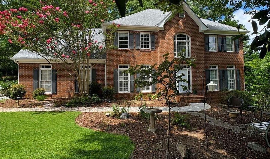 205 Leafwing Ct, Alpharetta, GA 30005 - 4 Beds, 4 Bath