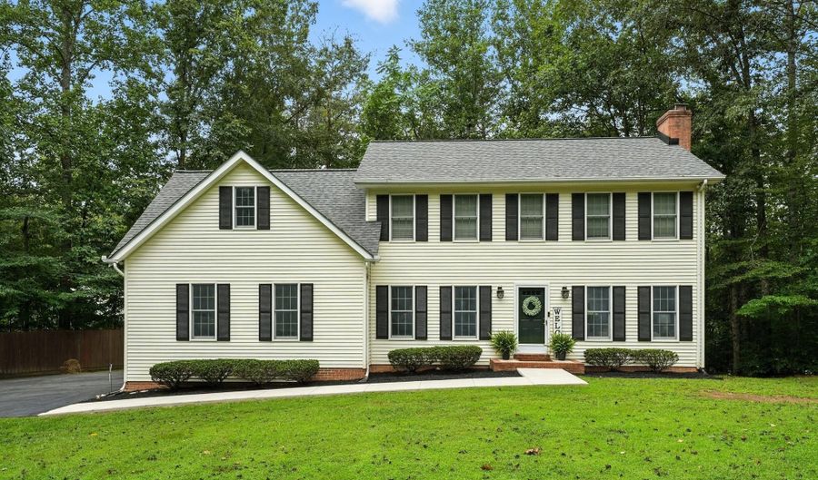 15330 QUAIL RIDGE Dr, Amissville, VA 20106 - 3 Beds, 3 Bath
