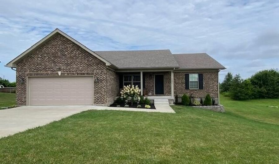 121 Redwood Dr, Bardstown, KY 40004 - 3 Beds, 2 Bath