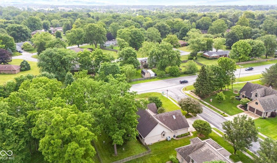6980 White Oak Dr, Avon, IN 46123 - 4 Beds, 4 Bath
