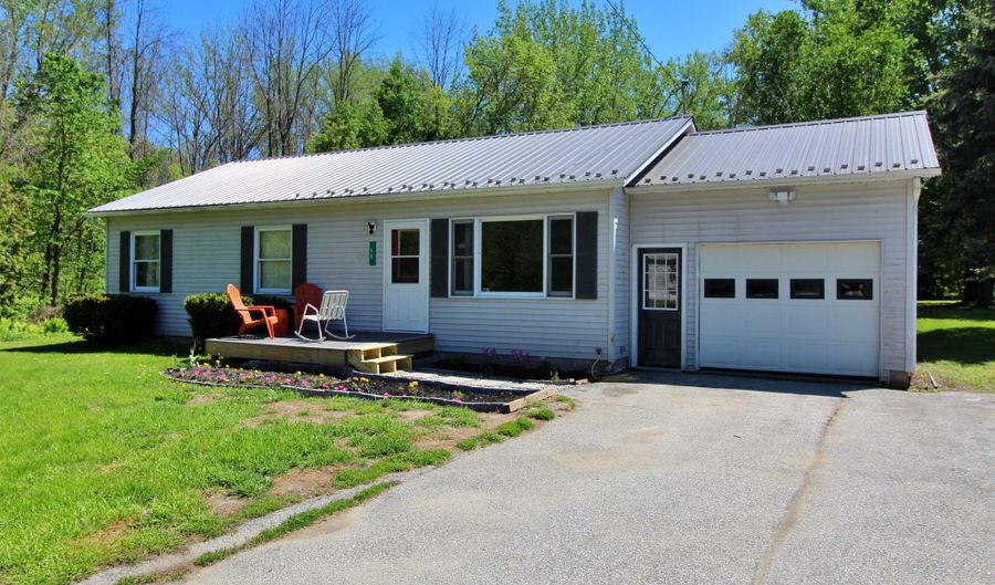 50 Wood Ln, Alburgh, VT 05440 - 3 Beds, 2 Bath