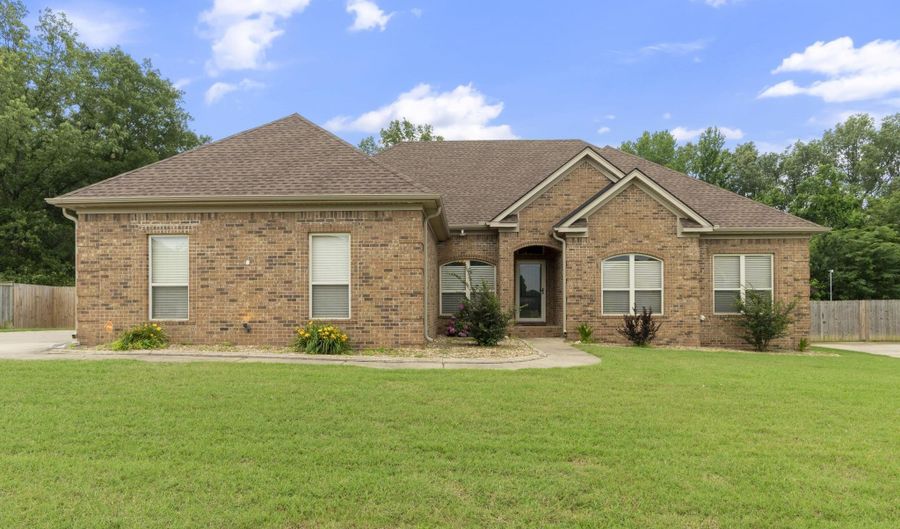 111 Hudson Branch Dr, Austin, AR 72007 - 4 Beds, 3 Bath