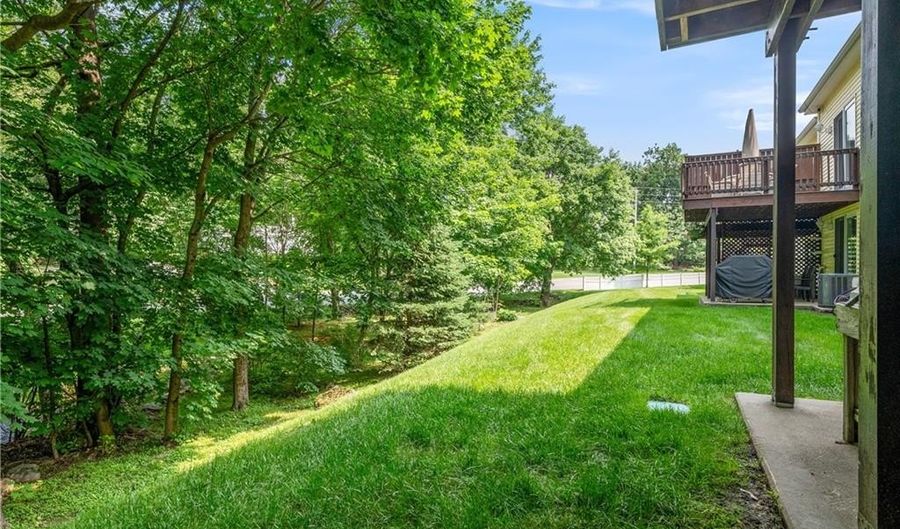 130 Bear Hill Rd 302, Cumberland, RI 02864 - 3 Beds, 4 Bath