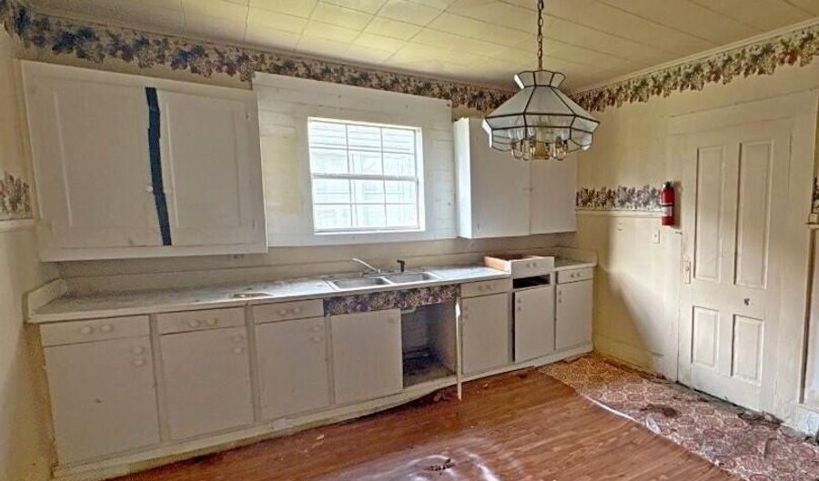 604 Central Ave, Belzoni, MS 39038 - 3 Beds, 1 Bath