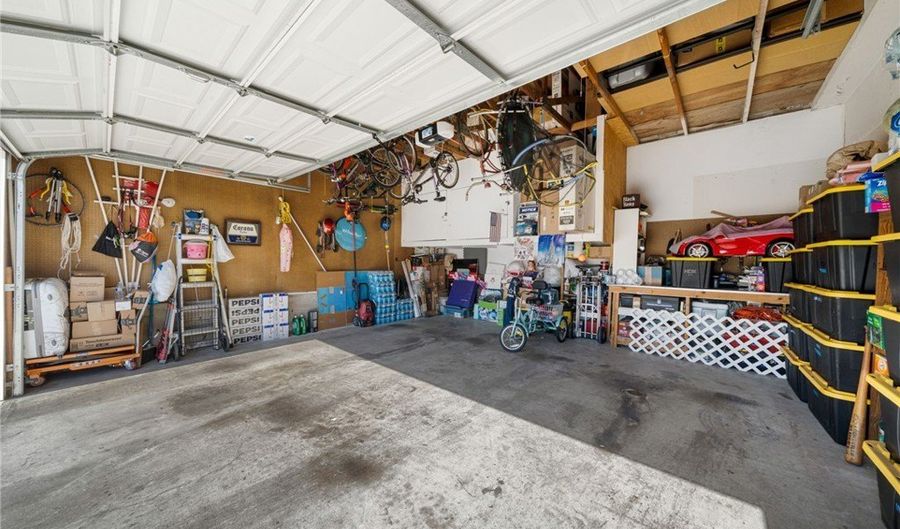 701 S Hayward St C, Anaheim, CA 92804 - 2 Beds, 2 Bath