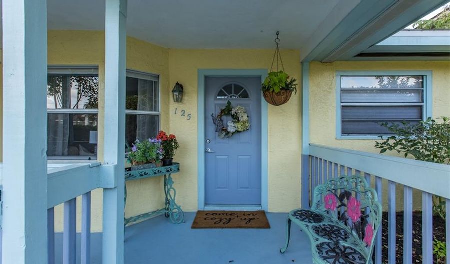 125 CRYSTAL BEACH Ave, Crystal Beach, FL 34681 - 3 Beds, 2 Bath