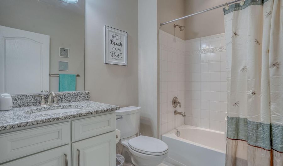 68 CRESTHAVEN Ln, Dover, DE 19901 - 2 Beds, 2 Bath