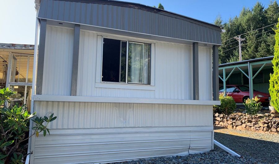 98825 PLEASANT HILL Dr 6, Brookings, OR 97415 - 2 Beds, 2 Bath